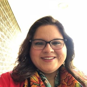 Meet your Posher, Leticia